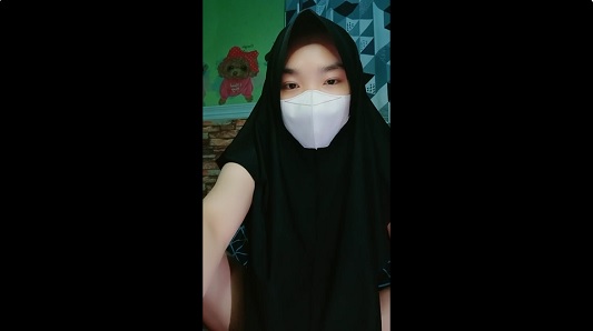 Bokep Jilbab Cantik Colmek Pakai Dildo